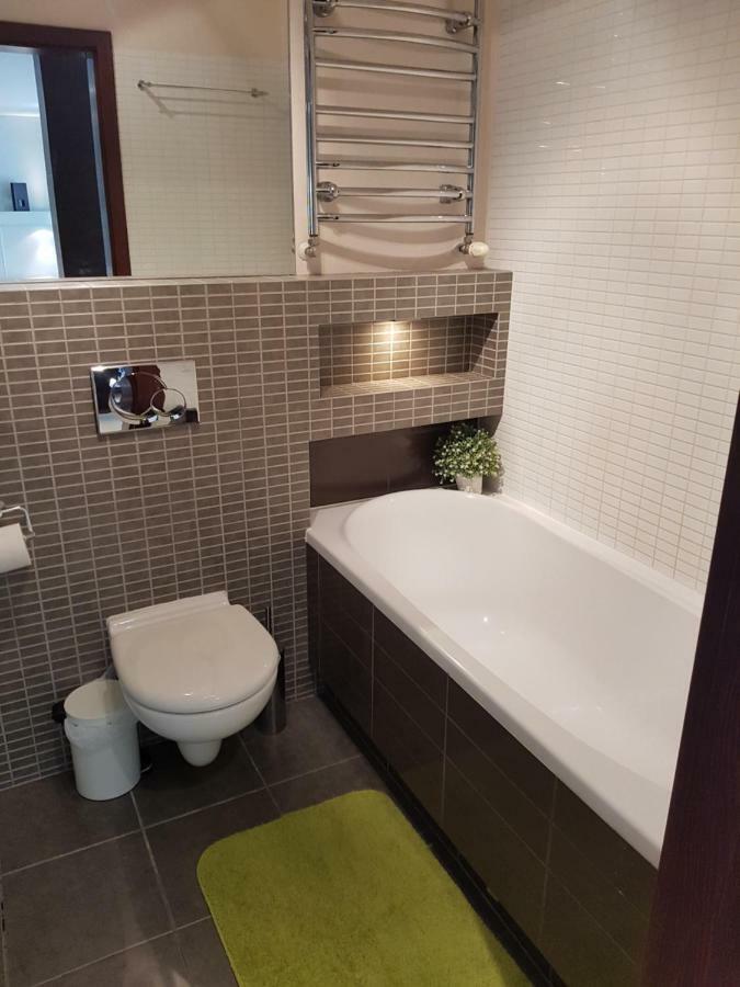 Pod Jasna Gora - Apartament 3 Częstochowa Esterno foto
