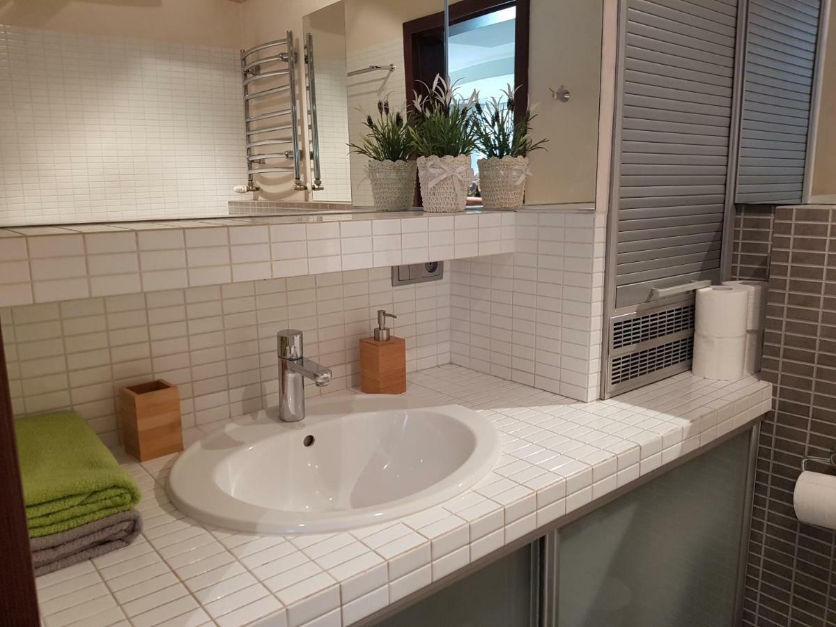 Pod Jasna Gora - Apartament 3 Częstochowa Esterno foto