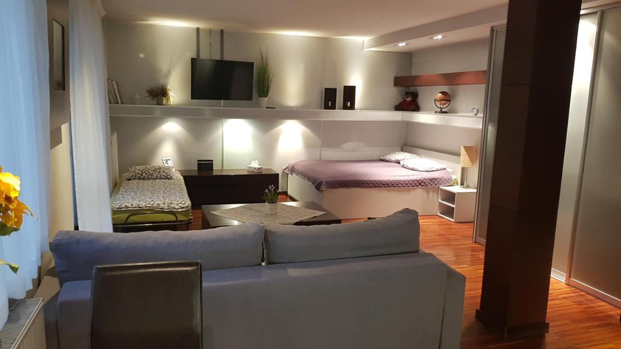 Pod Jasna Gora - Apartament 3 Częstochowa Esterno foto