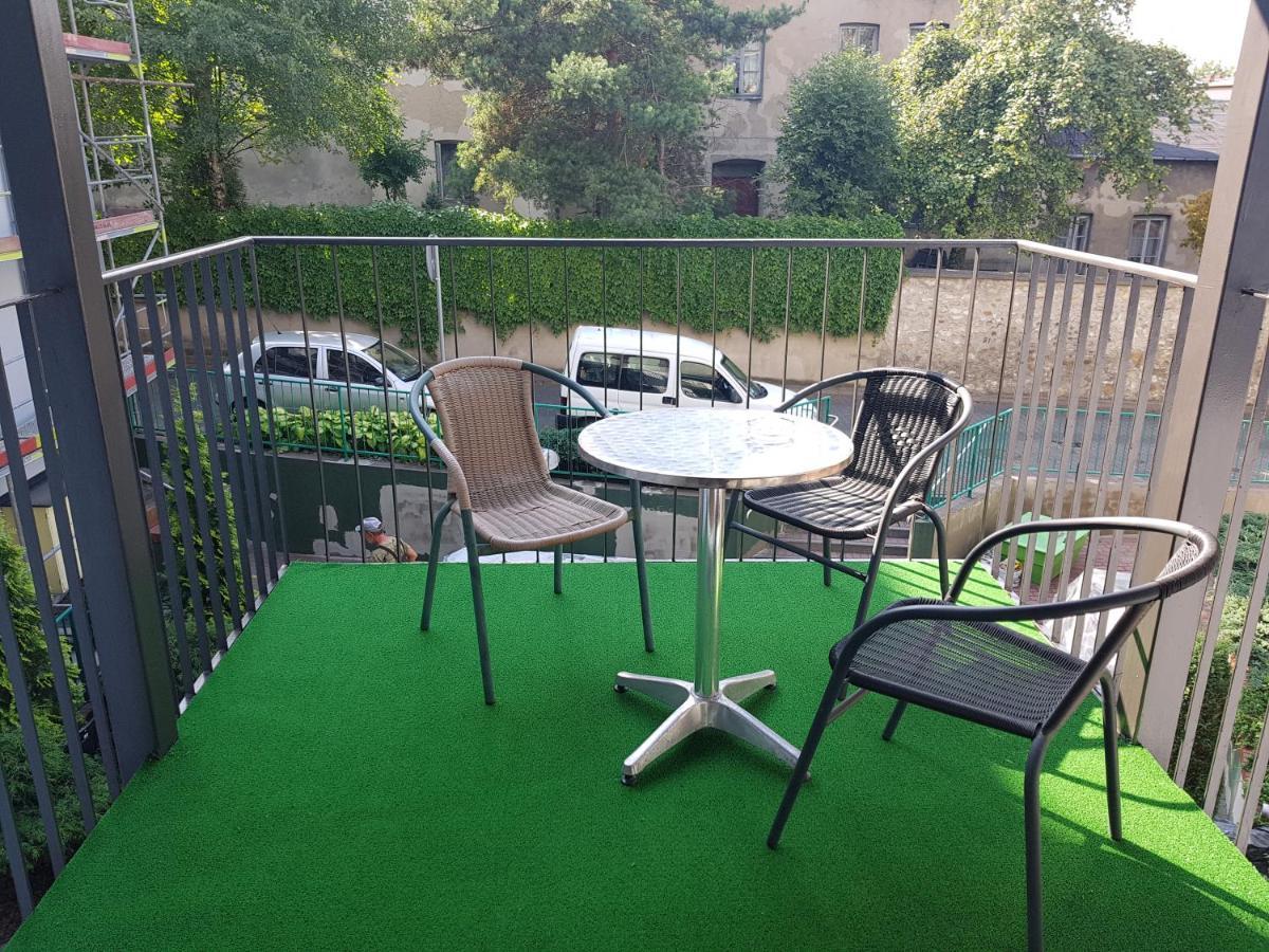 Pod Jasna Gora - Apartament 3 Częstochowa Esterno foto